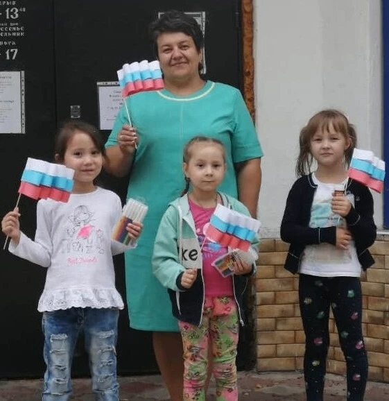 Доброе субботнее утро, друзья!  С Днём Государственного флага Российской Федерации!