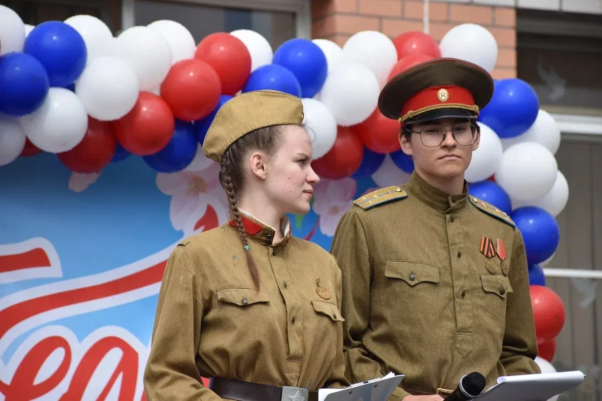 🌟 Праздничный концерт ко Дню Победы оставил множество ярких впечатлений!🇷🇺✨ Давайте окунемся в атмос