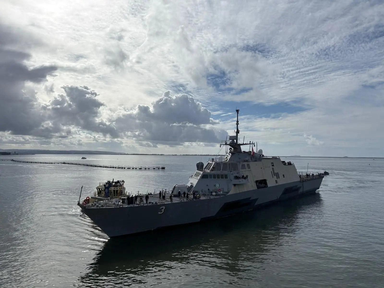 🇺🇸⚓⛴  Провал на миллиард: США списали 13-летний боевой корабль

29 июля на военно-морской базе Сан