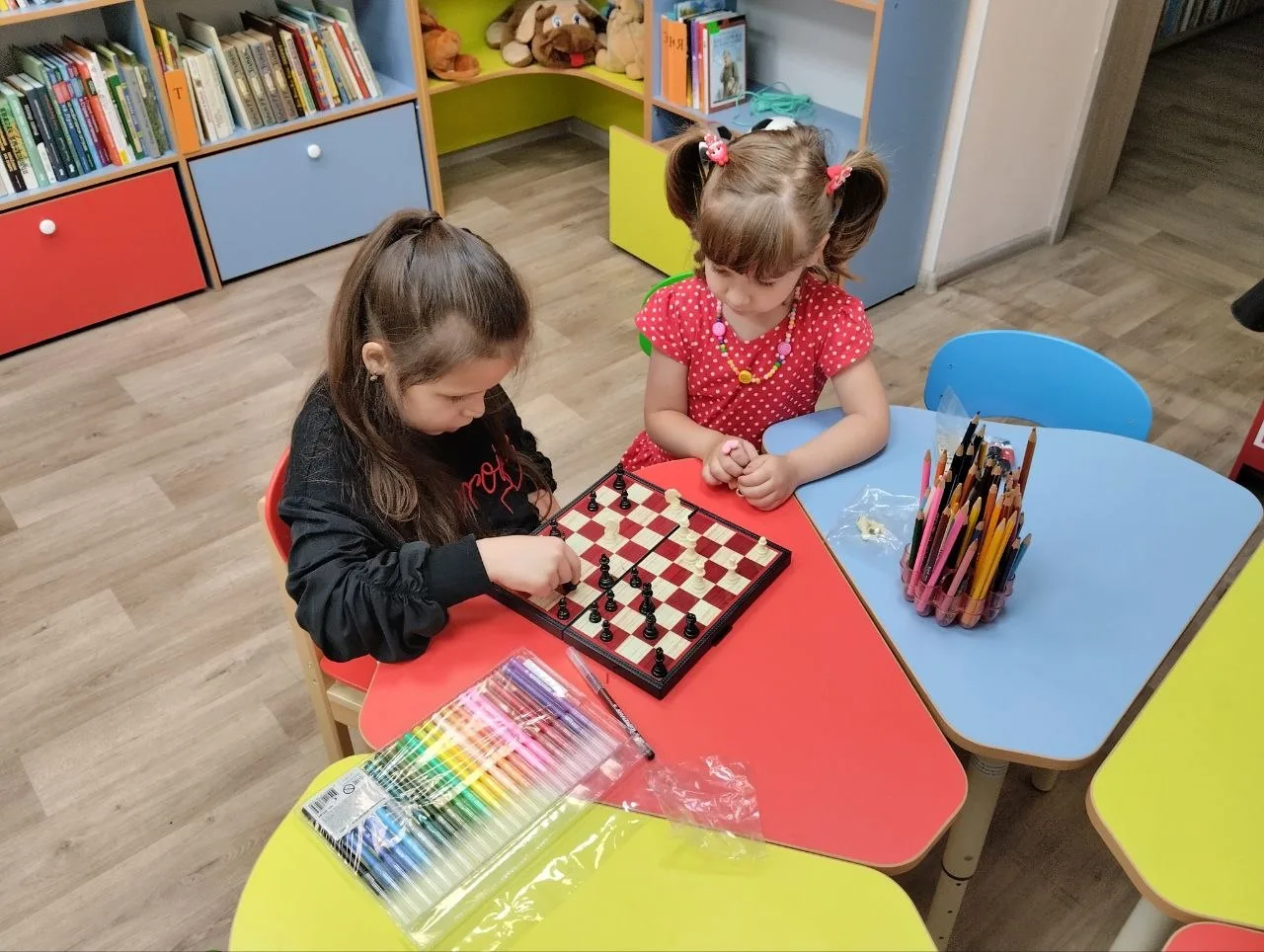 СКВОЗЬ КНИГИ К ЗНАНИЯМ