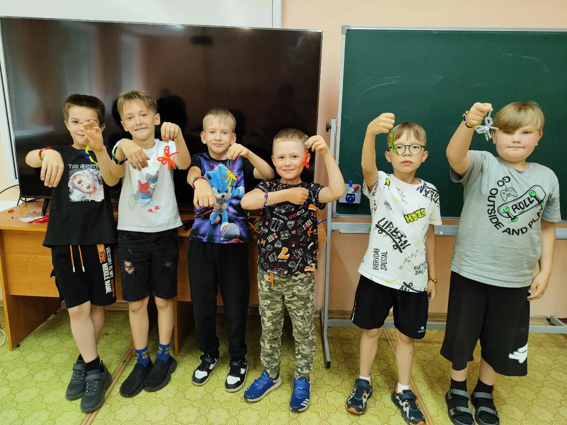 💫 Туристическое агентство "ДНК"

🕶️ Сегодня в нашем школьном лагере состоялось настоящее путешеств