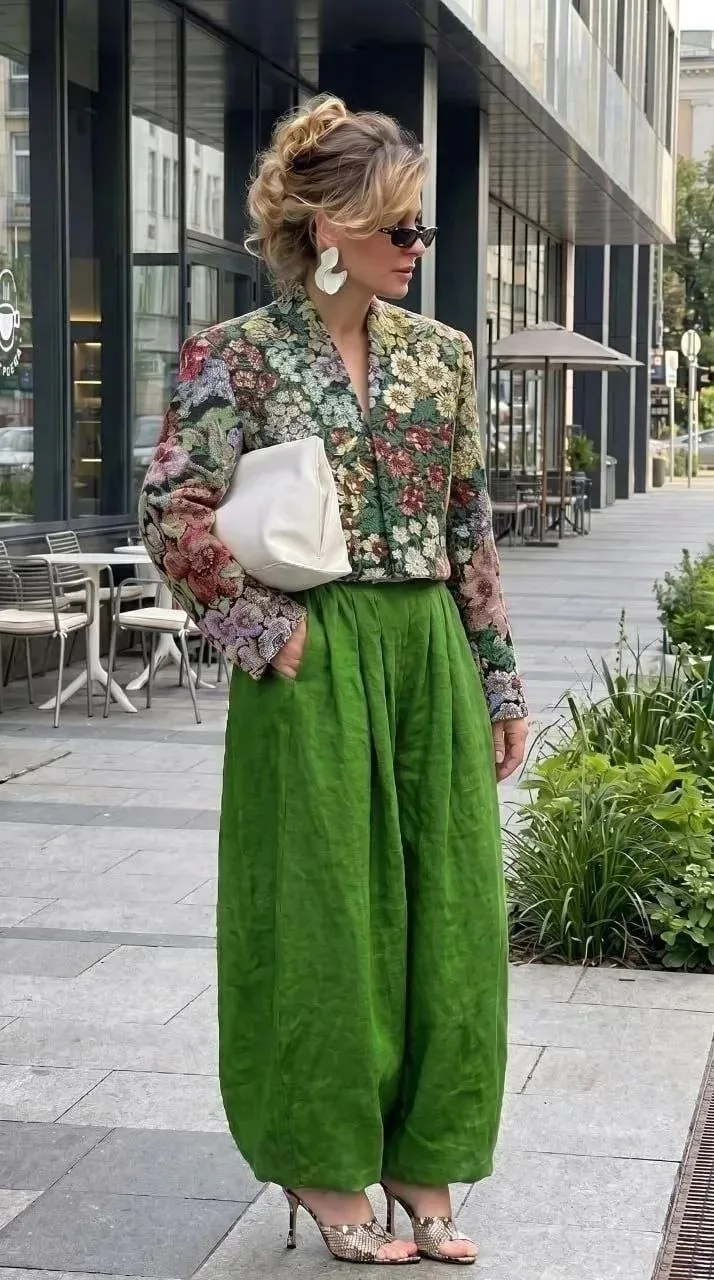 🌸🌸🌸Эти образы Valentino - словно картины о лете, запечатленные в ткани: сложный цвет...