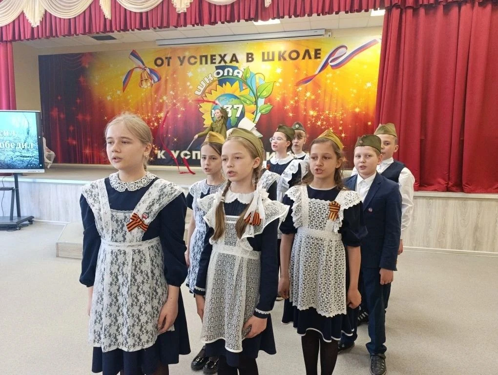 🎖️ Память сердца: концерт ко Дню Великой Победы  🇷🇺В преддверии 9 Мая во 2 корпусе прошёл трогательн