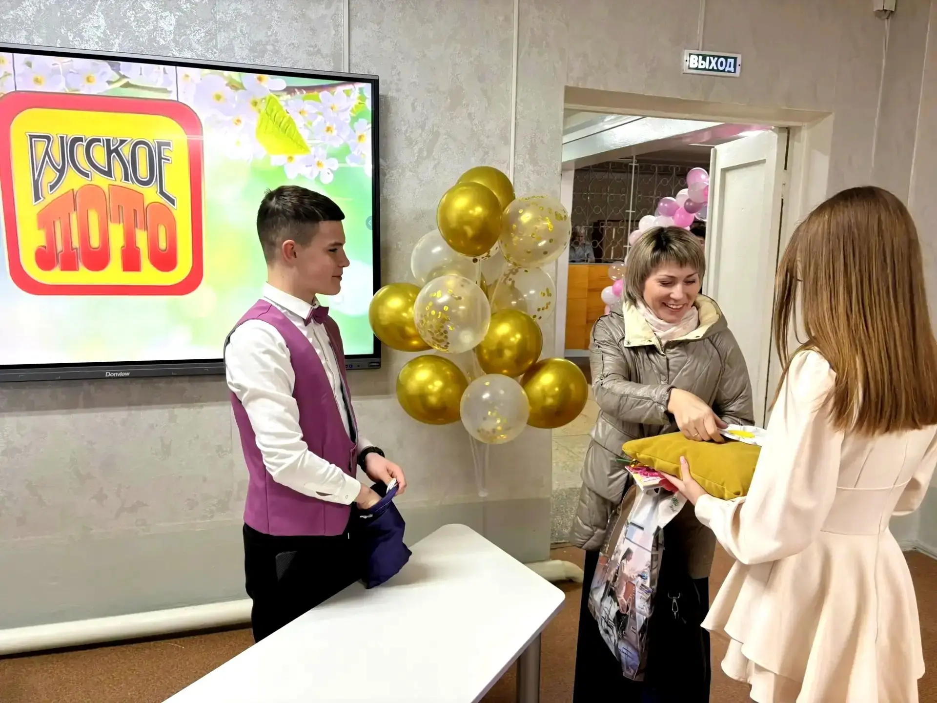 💐8 марта - самый необыкновенный день в году! В любое время, в любую погоду стоит только нам подумать