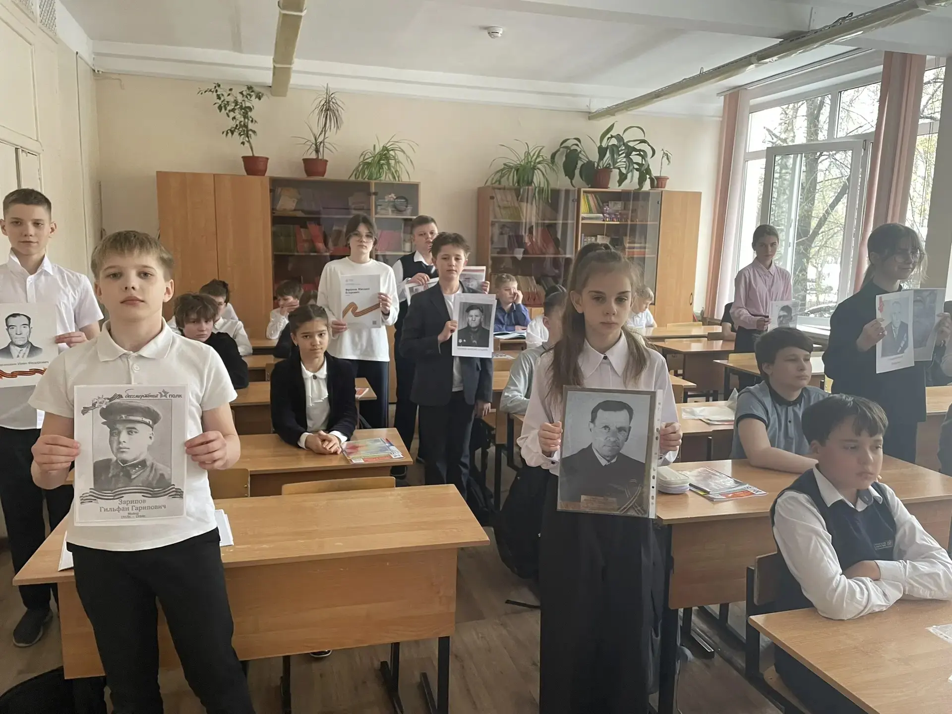 «Живая память сердца: открытие в школе марафона “Наследники Победы”»       В Московской области стар