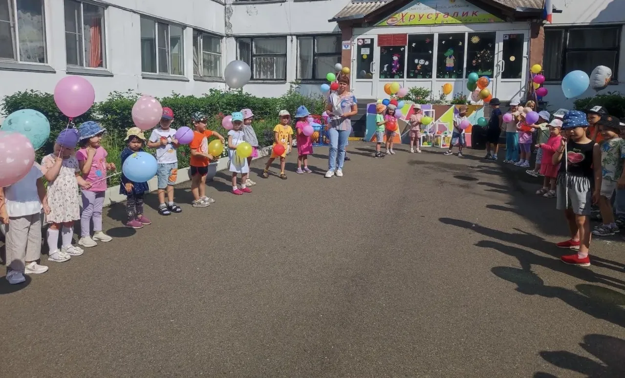 🎈Сегодня в нашем детском саду прошел День воздушного шара!

К ребятам прилетел волшебный шар с План