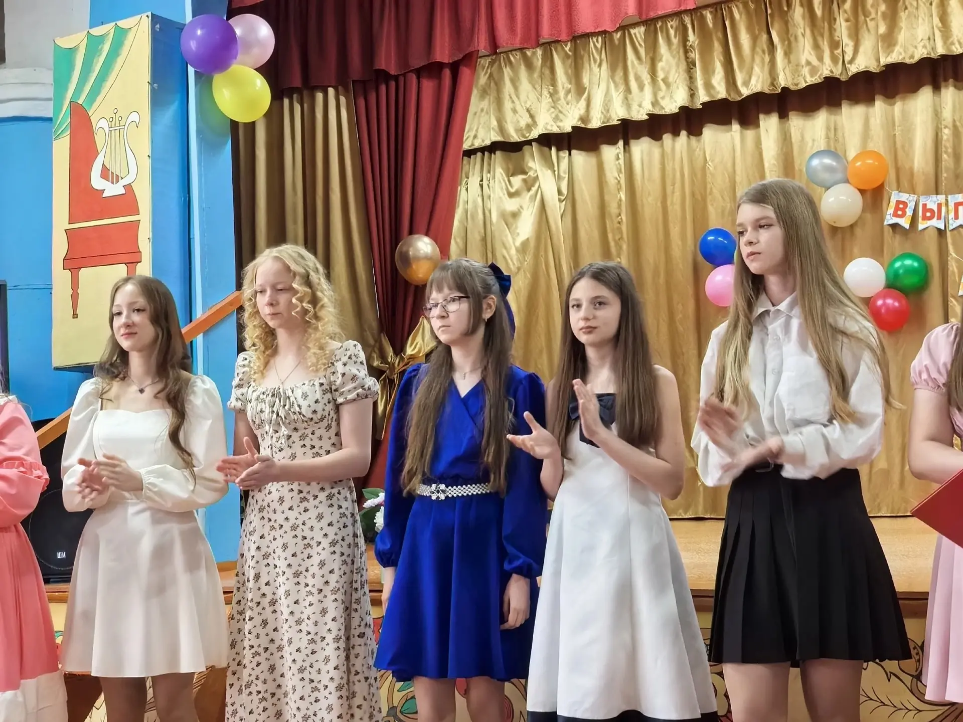 🎵В Золотухинской ДШИ состоялась торжественная церемония чествования выпускников и обучающихся, пока