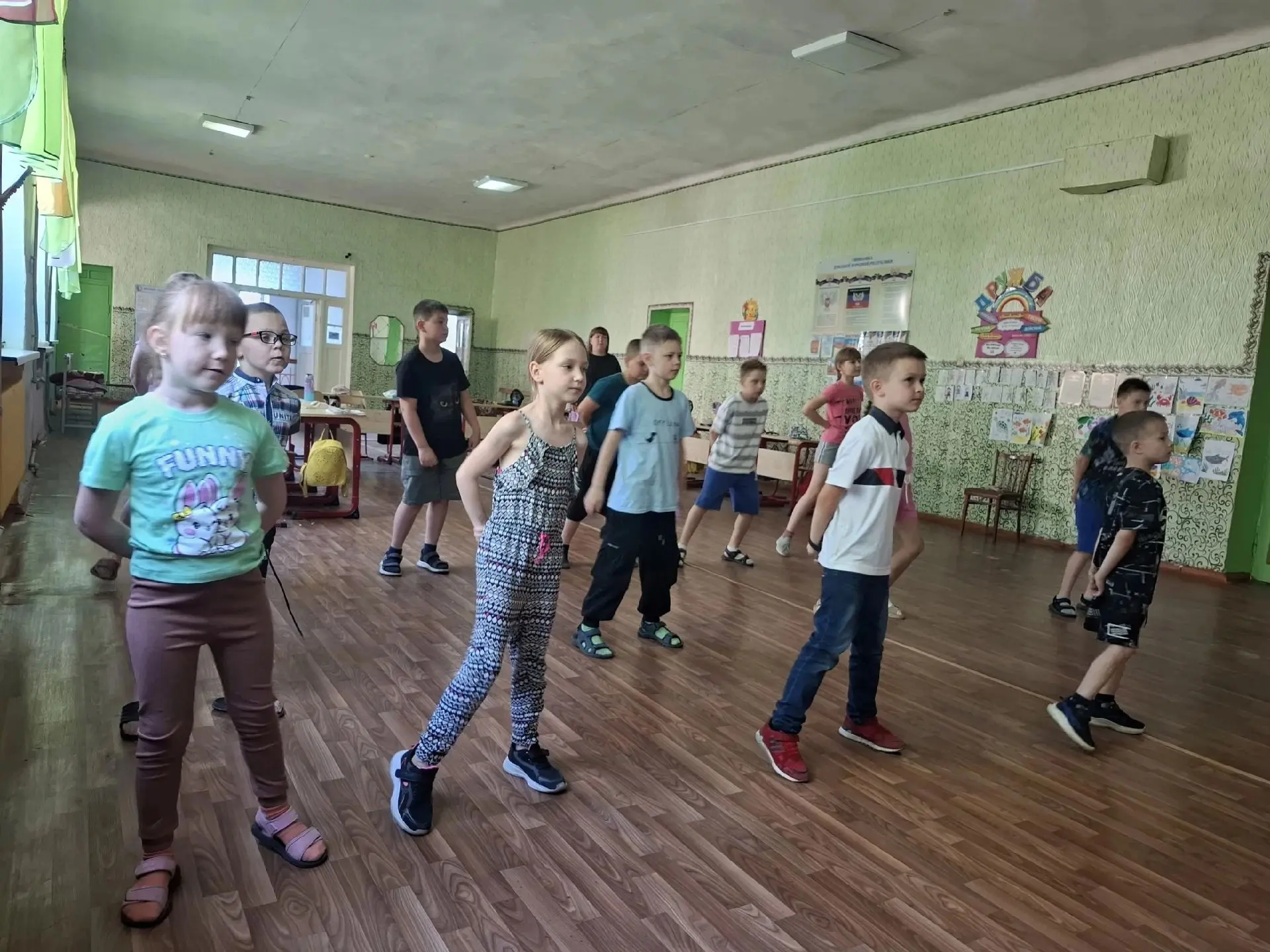 ☀️ ДЕВЯТЫЙ ДЕНЬ В "ПЕРВОЦВЕТЕ" 🎭

🪻15 июня для ребят из нашего пришкольного лагеря выдался невероя