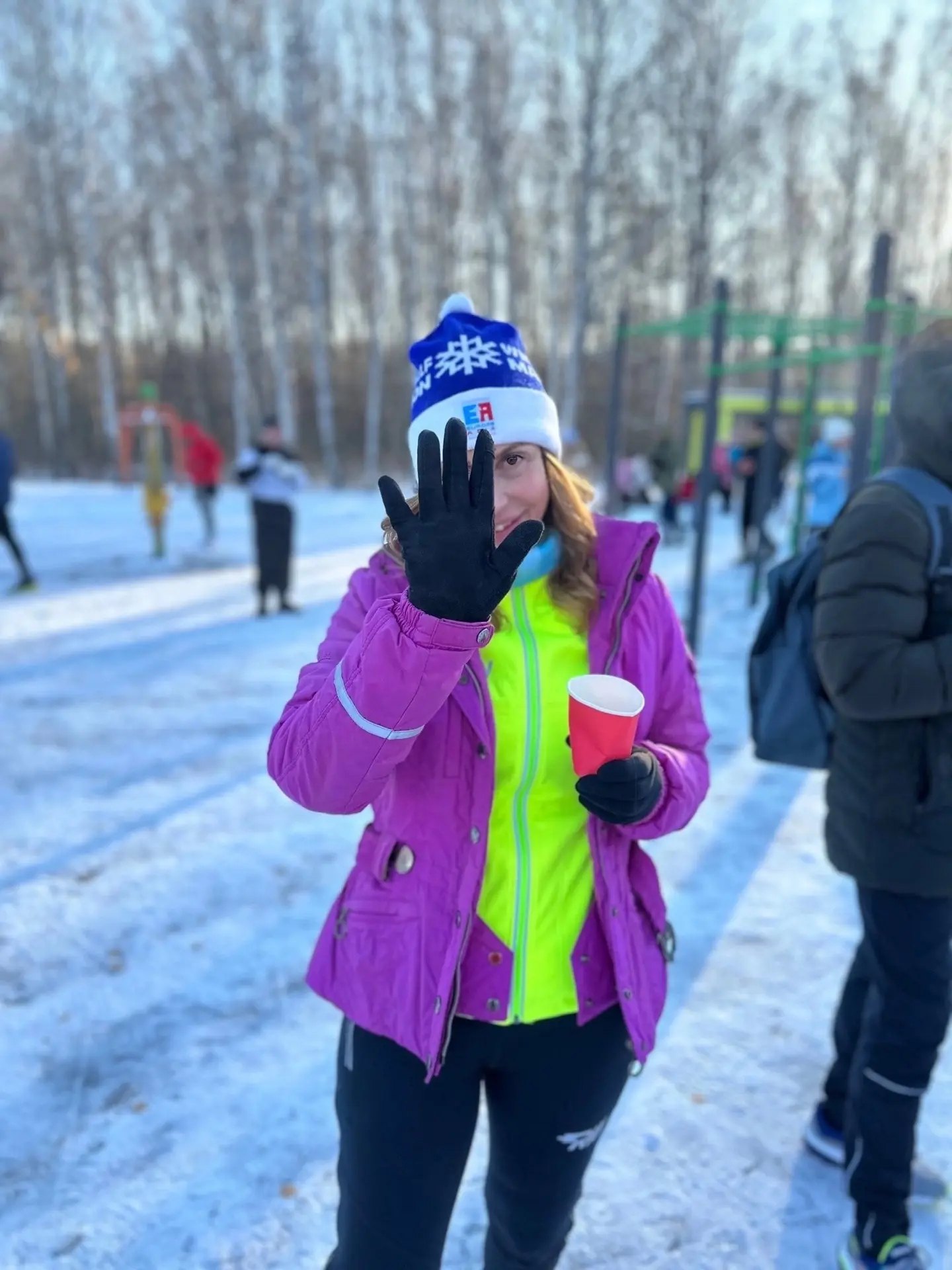 С днем рождения, наша невероятная, лучезарная Рада! 

Мы хотим признаться тебе в главном: ты - уника