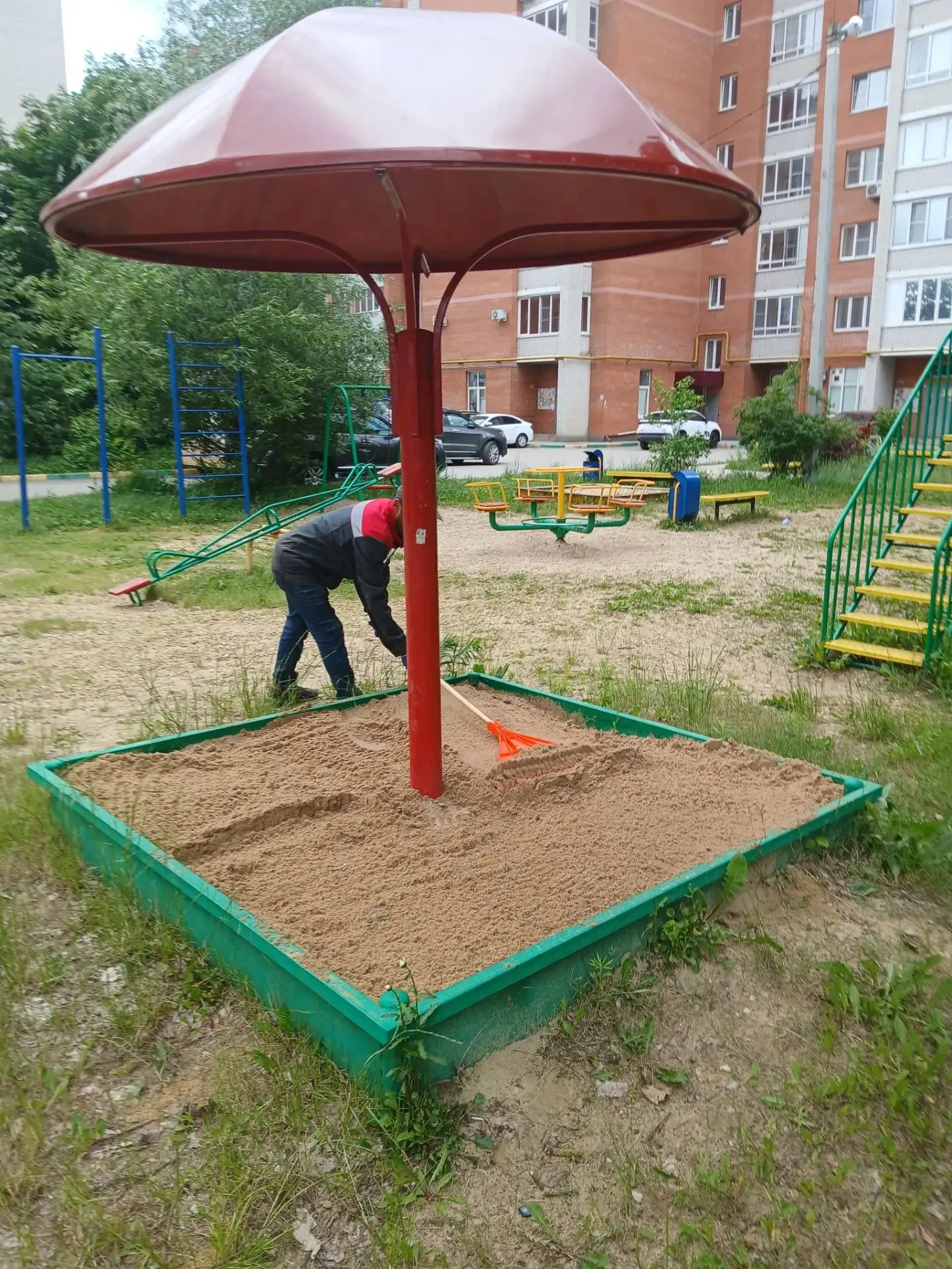 🏡 О выполненных работах по благоустройству 18.06.2026 Староникитская 89

 - завоз песка в песочницу