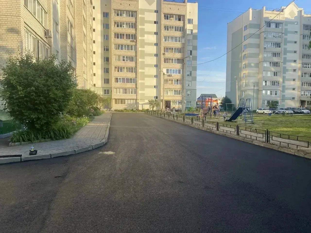 Наш город становится лучше! Как идёт проект «Мой двор»?

С середины мая в городе кипит работа по про