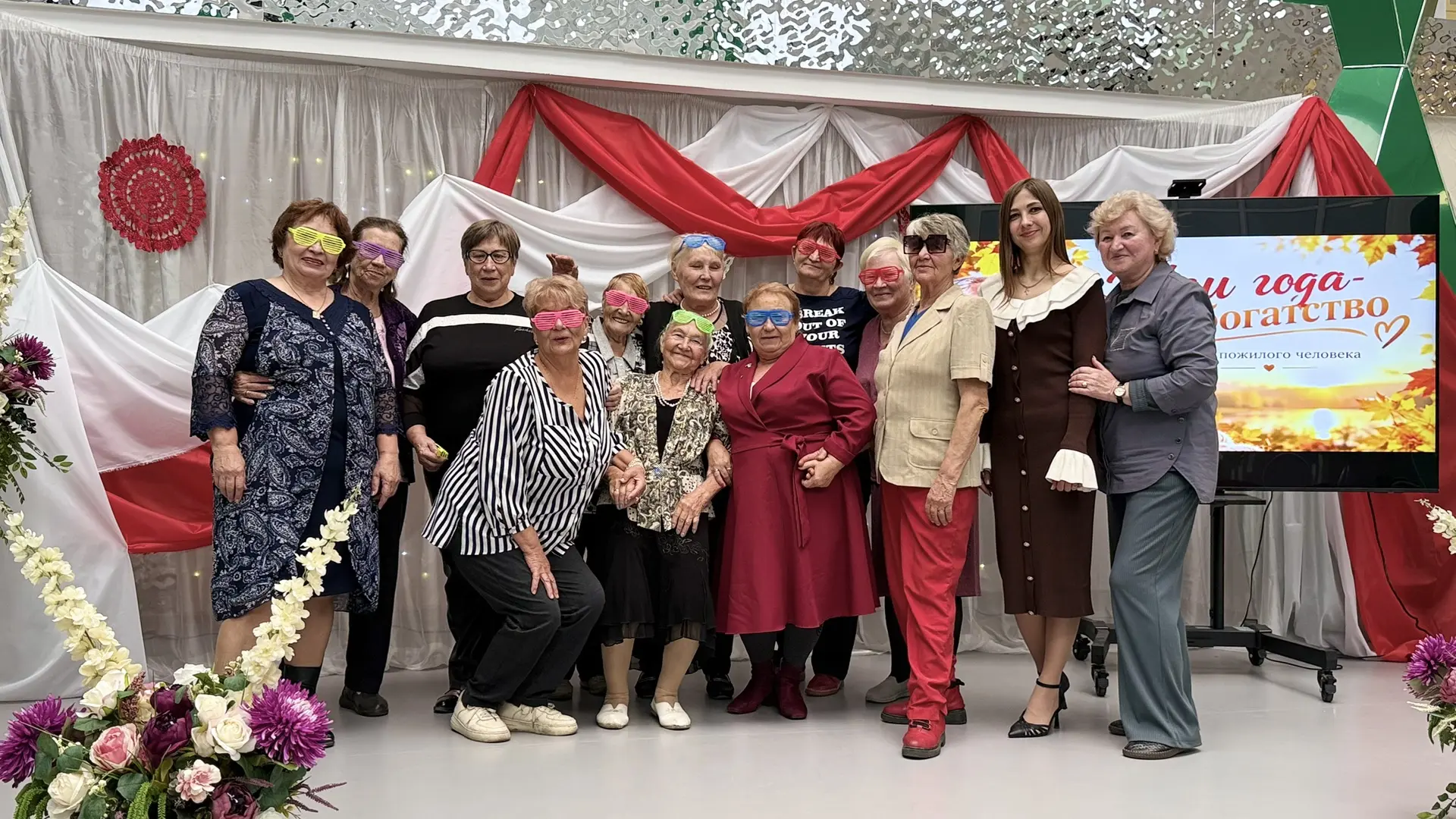 🍂2 октября в Доме культуры села Оёк состоялась теплая праздничная программа «Мои года ...