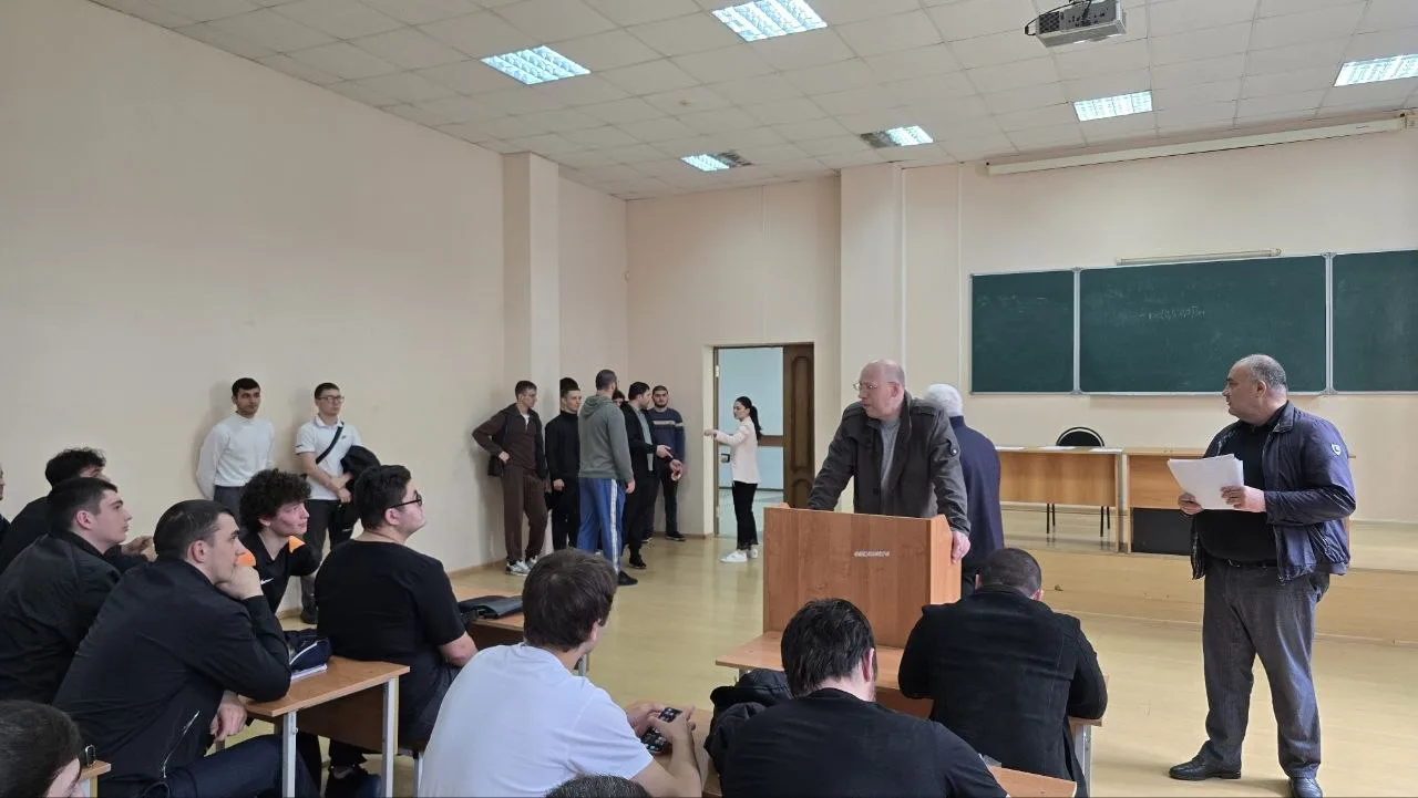 🏫 В СКГМИ состоялось организационное собрание бойцов студенческих строительных отрядов, посвящённое 