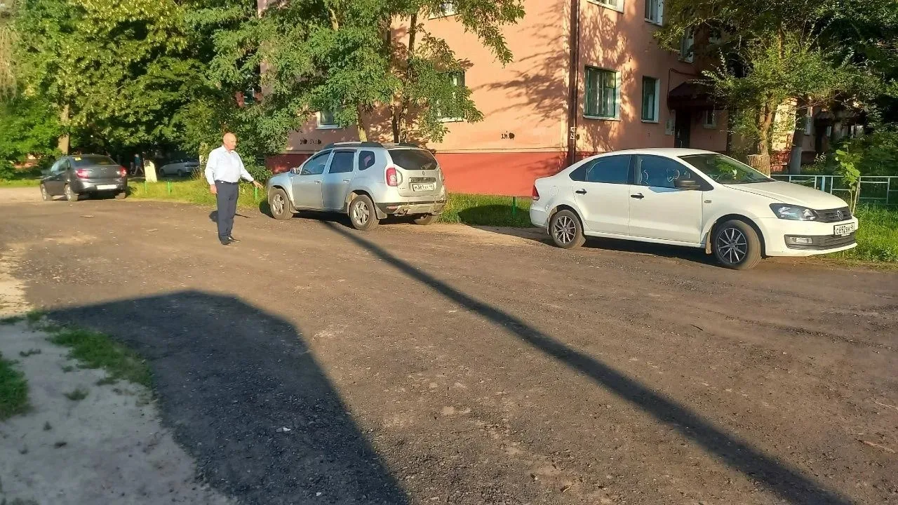 Единороссы следят за качеством благоустройства городских дворов

⚡В рамках проекта «Партийный десант