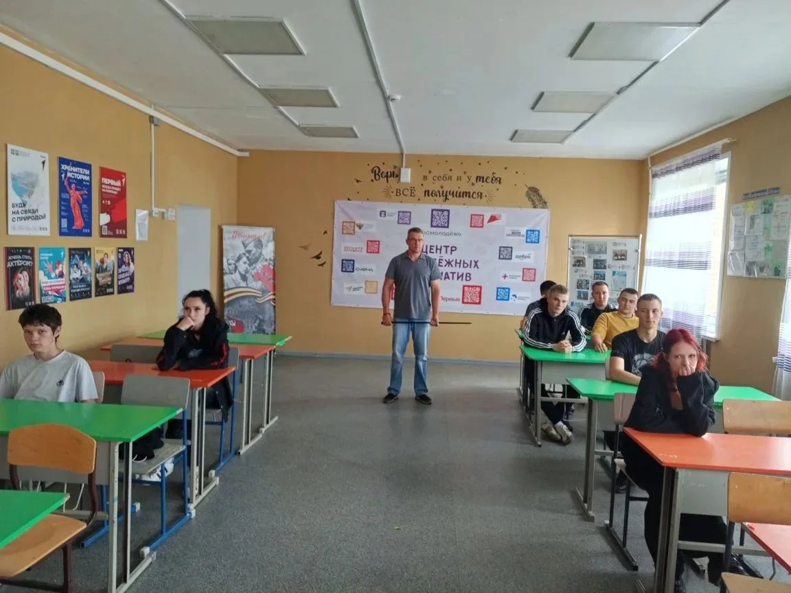 В целях обеспечения безопасности подрастающего поколения в период летних каникул и эффе...