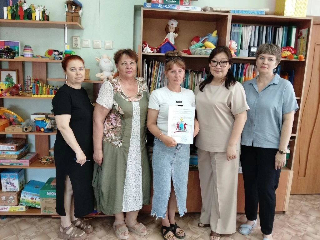 В  Школе приёмных родителей на базе ГСКУ АО «Центр помощи детям, оставшимся без попечения родителей 