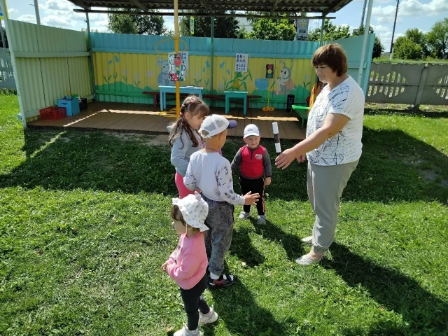 Сегодня, 14 августа, мы говорили о важном — о правилах дорожного движения. Наши воспита...
