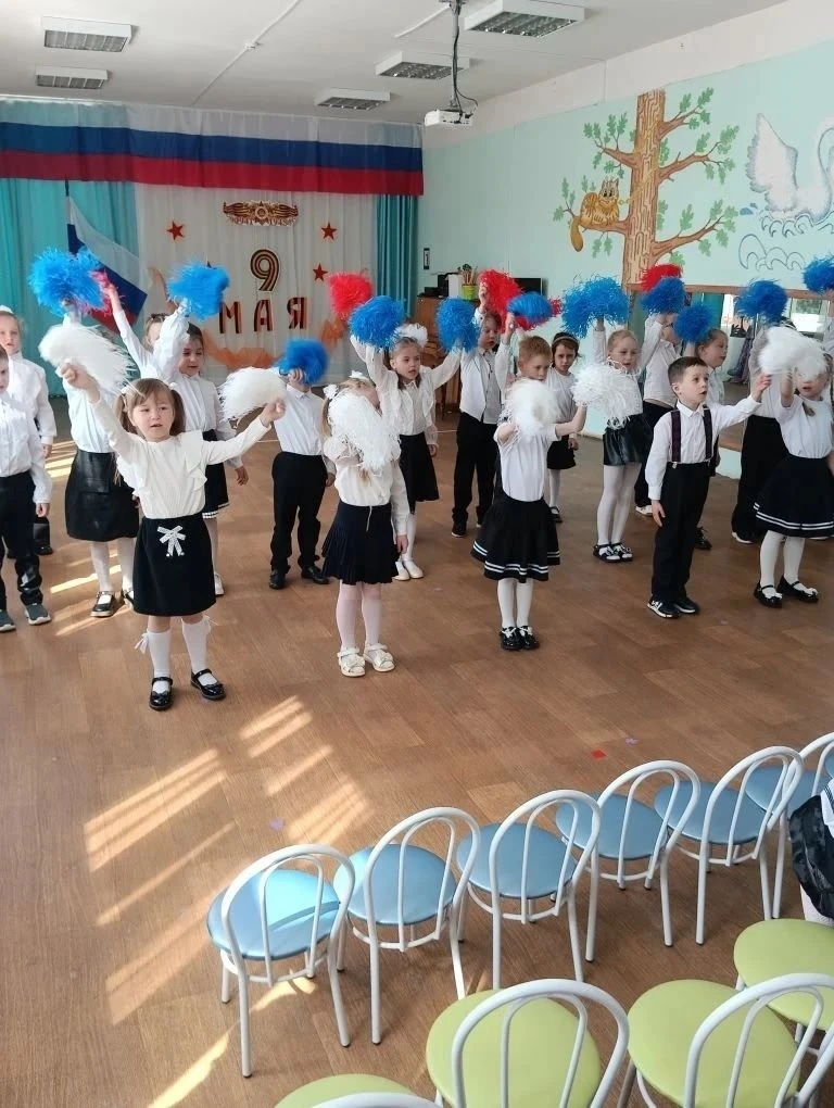 Эхо Победы🇷🇺 🚩Дошкольники образовательного комплекса «Перспектива» встречали светлый праздник творче