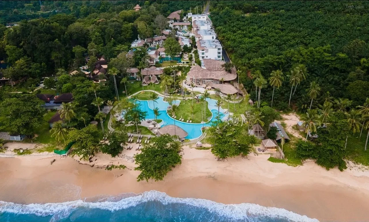 ОТЕЛЬ EDEN BEACH KHAO LAK RESORT — РАЙСКИЙ ОТДЫХ В КАО ЛАК

Отель 5 звезд на первой линии. Расположе