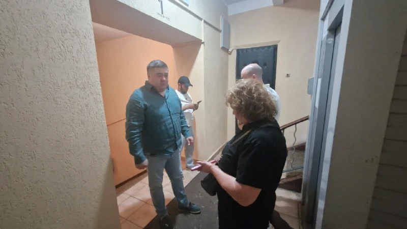 Осмотр территории района
 
Сегодня, 11 июня, исполняющий обязанности главы управы района Сокол, перв