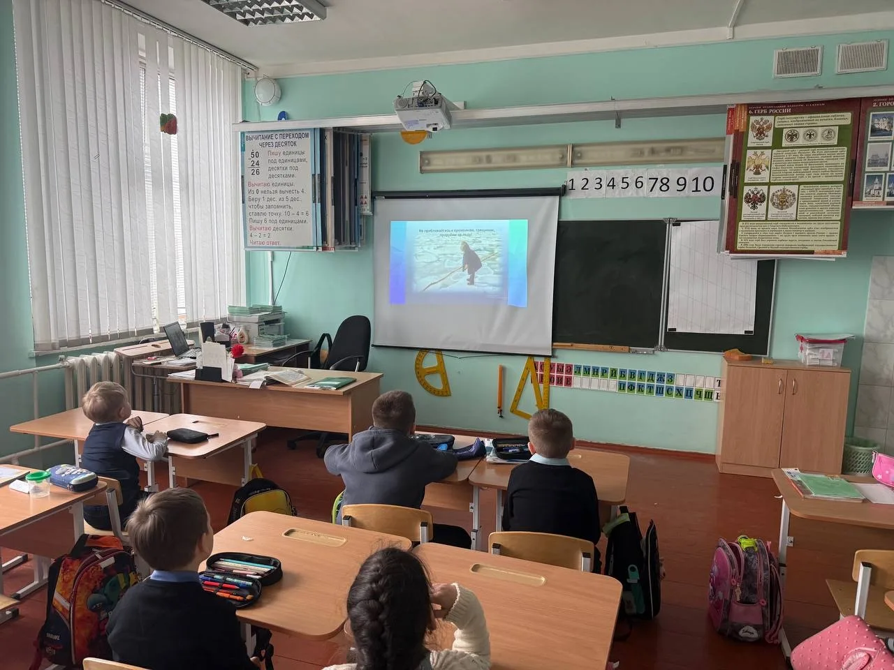 🚨 Месячник безопасности продолжается! 🚨    🌊 В марте лёд становится тонким и опасным. Об этом напомн