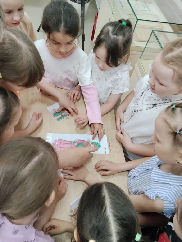 В рамках объявленного Года народного единства, для воспитанников подготовительных групп...