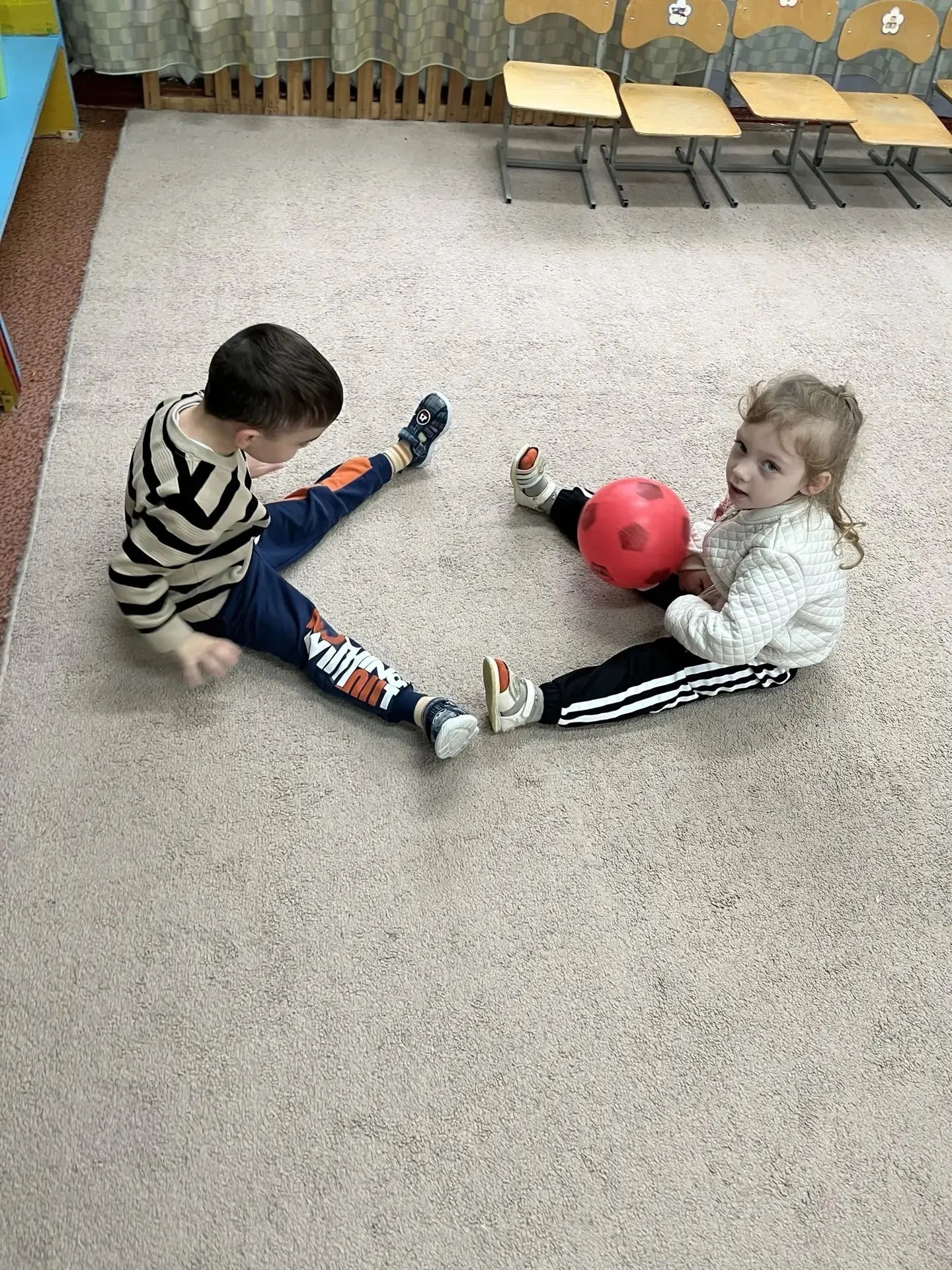 Свободная игровая деятельность с мячом. 🏀