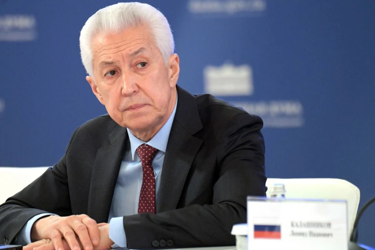 По данным «Ъ», в новом созыве Госдумы Владимир Васильев покинет пост руководителя фракц...