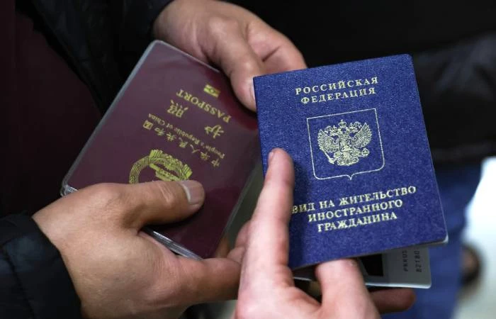 🚔📄 2,5 года колонии получила жительница Новосибирска за создание канала незаконной ми...