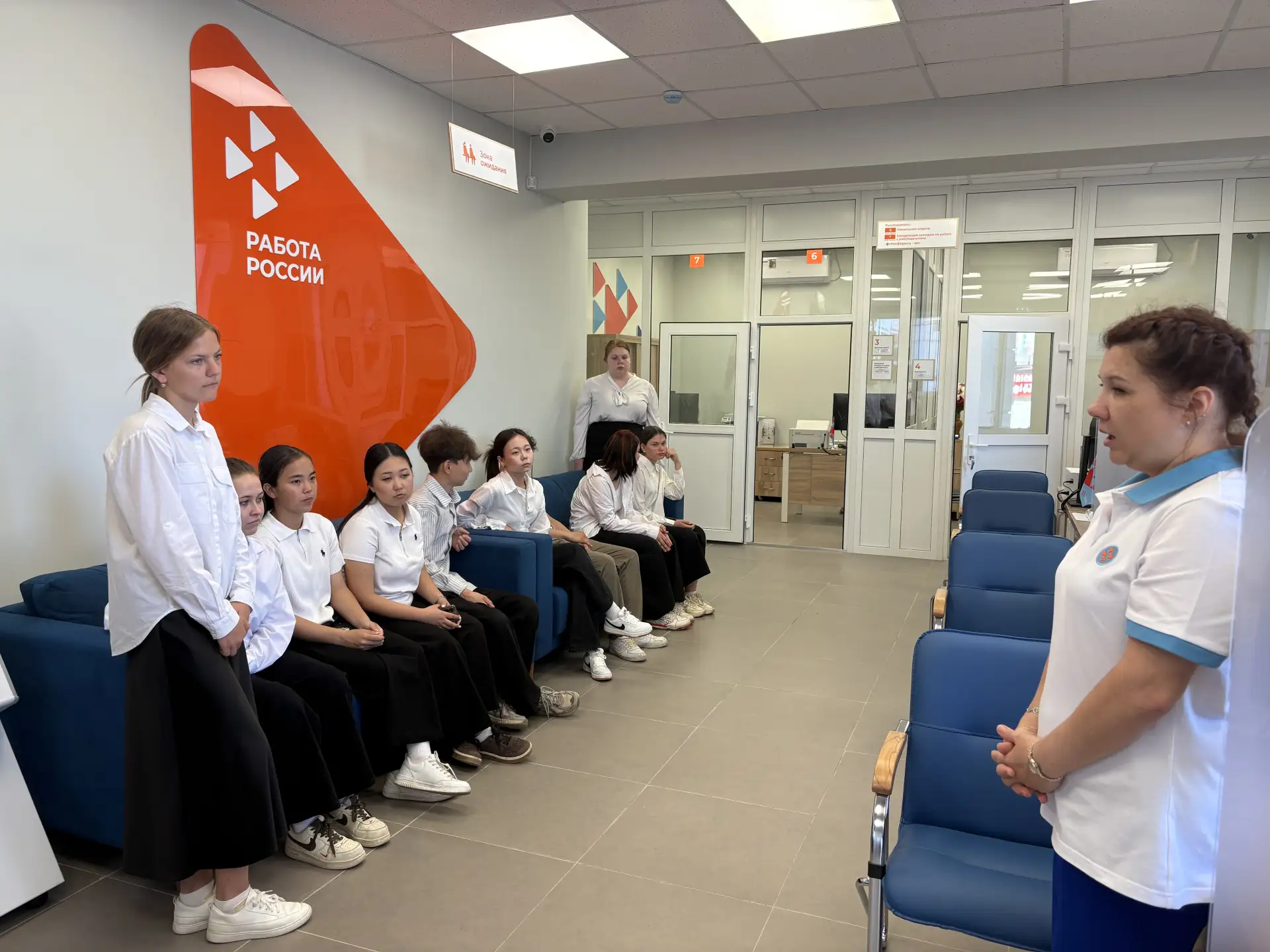 📣  Сегодня восьмиклассники лицея стали участниками профориентационного мероприятия «Де...