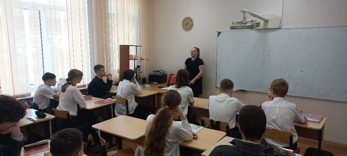 Оперуполномоченный уголовного розыска по г. Хабаровск лейтенант полиции Кристина Дмитриевна провела 