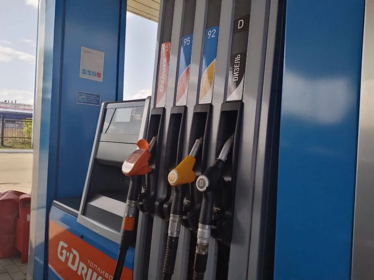 В Кузбассе произошёл самый резкий скачок цен на бензин с начала года 
 
⛽️ За последнюю неделю цены 