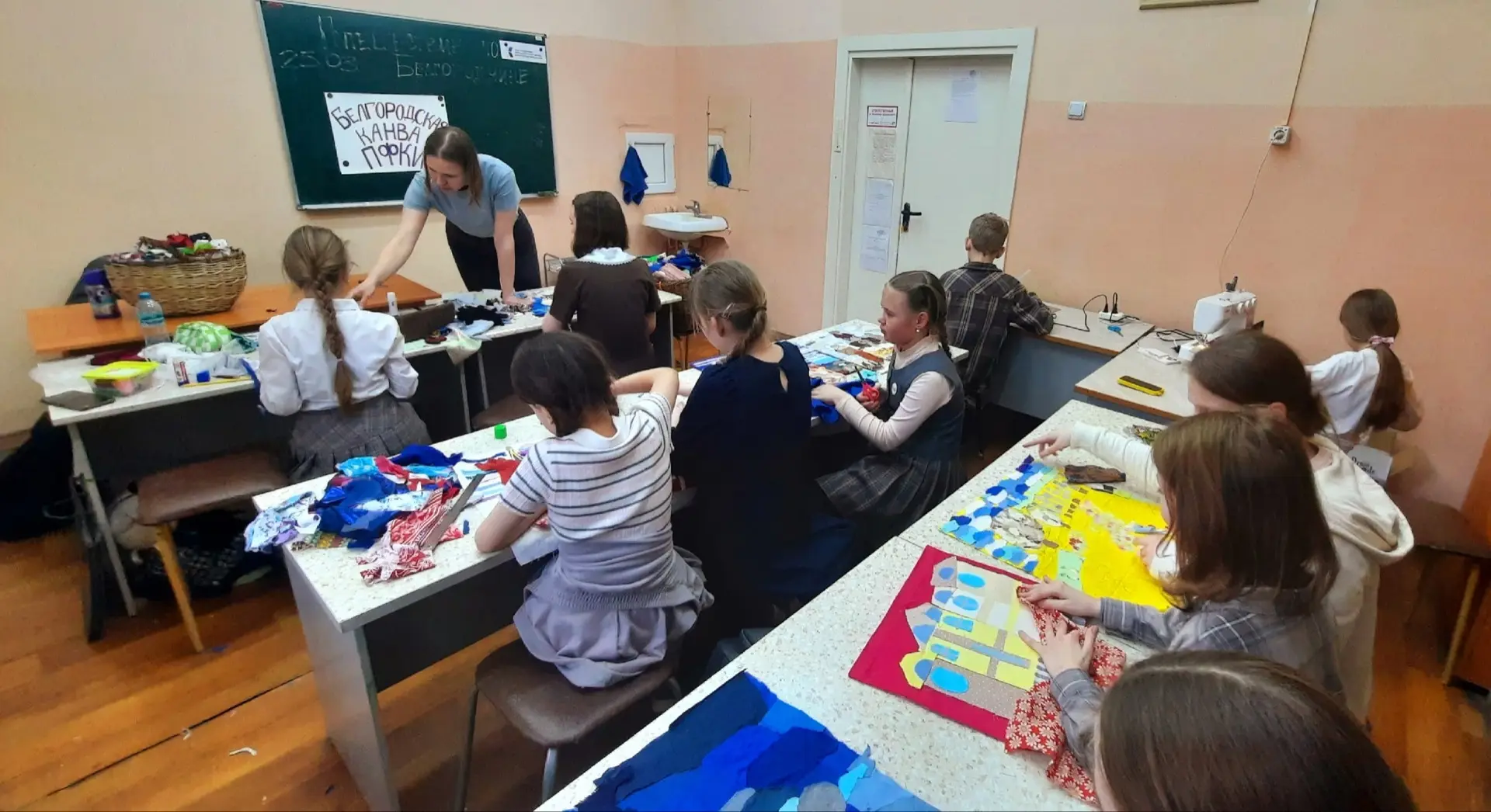 25 марта в детской художественной школе города Белгорода в рамках реализации проекта «Б...