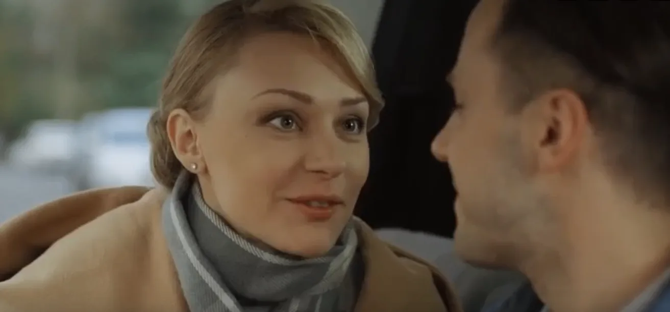 Я никогда не плачу.  Все серии.❤️  Однажды в квартиру Тины внезапно вошёл её бывший муж Ленчик вмест