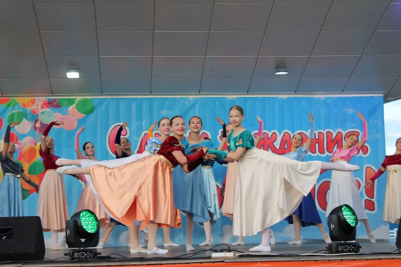 🎉В День города хореографический🩰 коллектив "Мон плезир балет", рук. Тарасова Ирина Ви...
