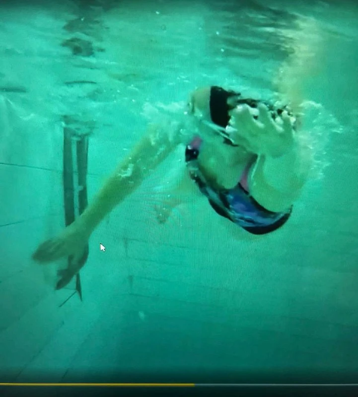 Трудно исправить ошибку в технике, когда не видишь её сам 🏊🏻