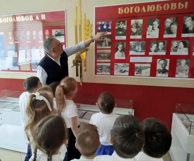 🇷🇺В Чебоксарах стартовала патриотическая неделя в детских садах  В дошкольных учреждениях Чебоксар н