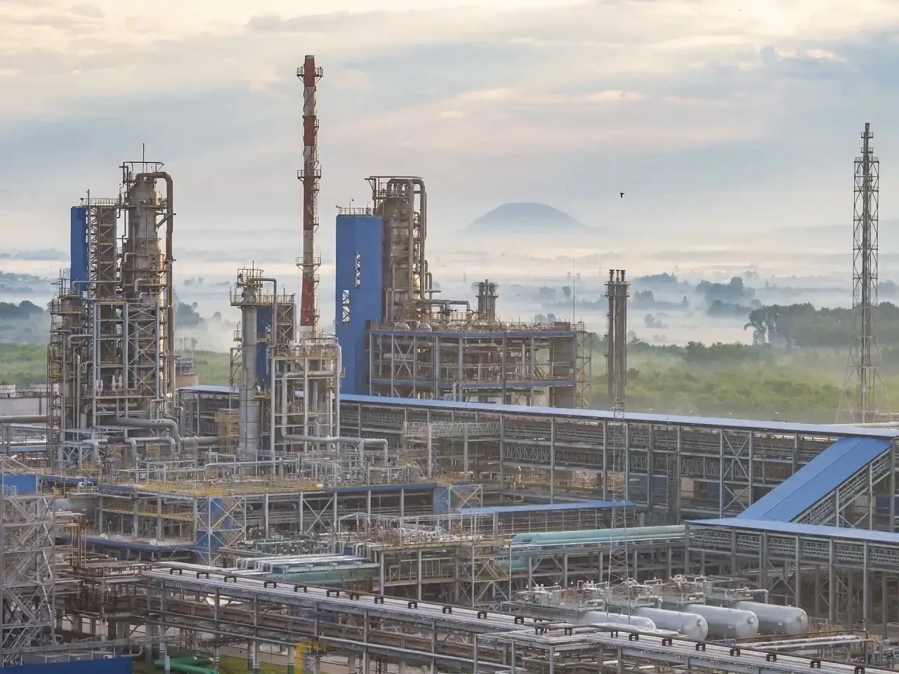 🛢️ Поздравляем с Днем работников нефтяной и газовой промышленности!