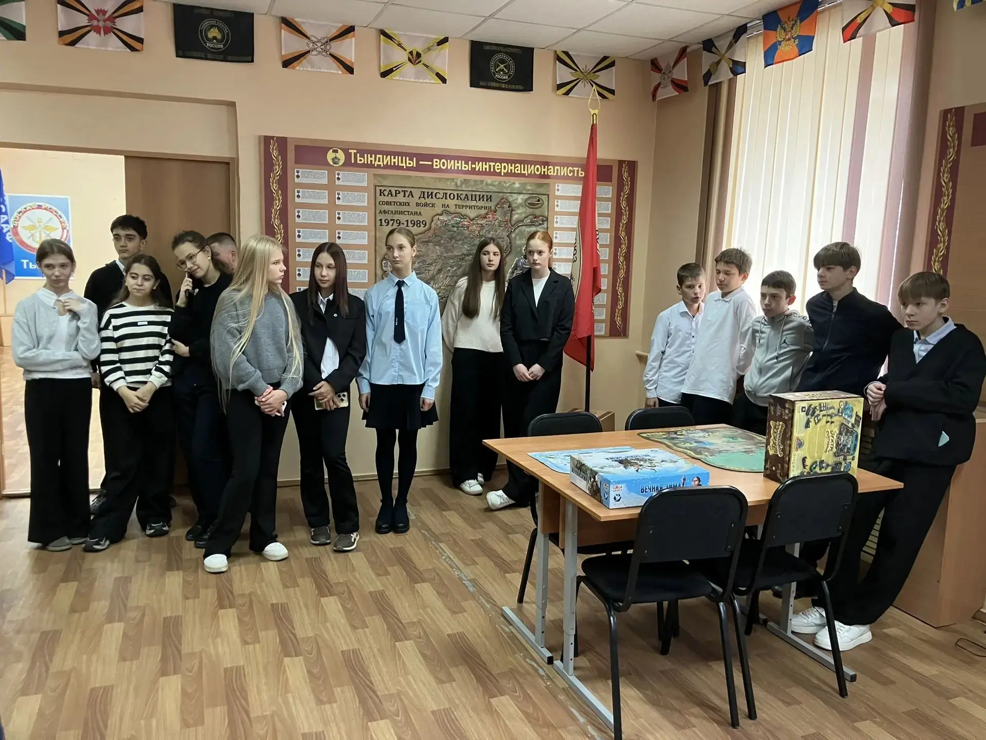 Сегодня 7А класс посетили военно-патриотический клуб «Звезда» при ЦДТ. ВПК  «Звезда»  с...