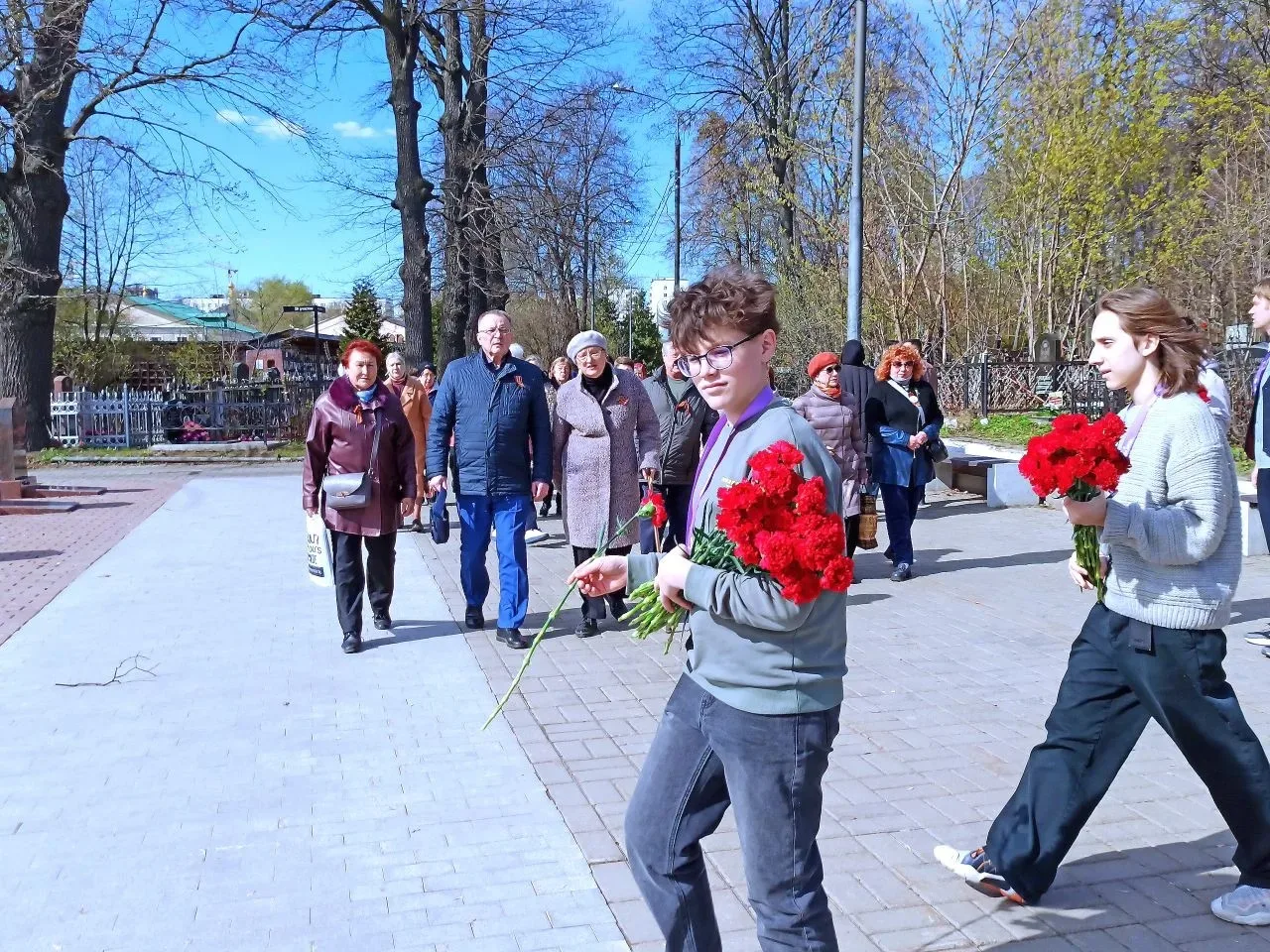 🕯️🇷🇺 Память, которую мы храним  22 апреля на Преображенском кладбище прошла общегородская мемориальн