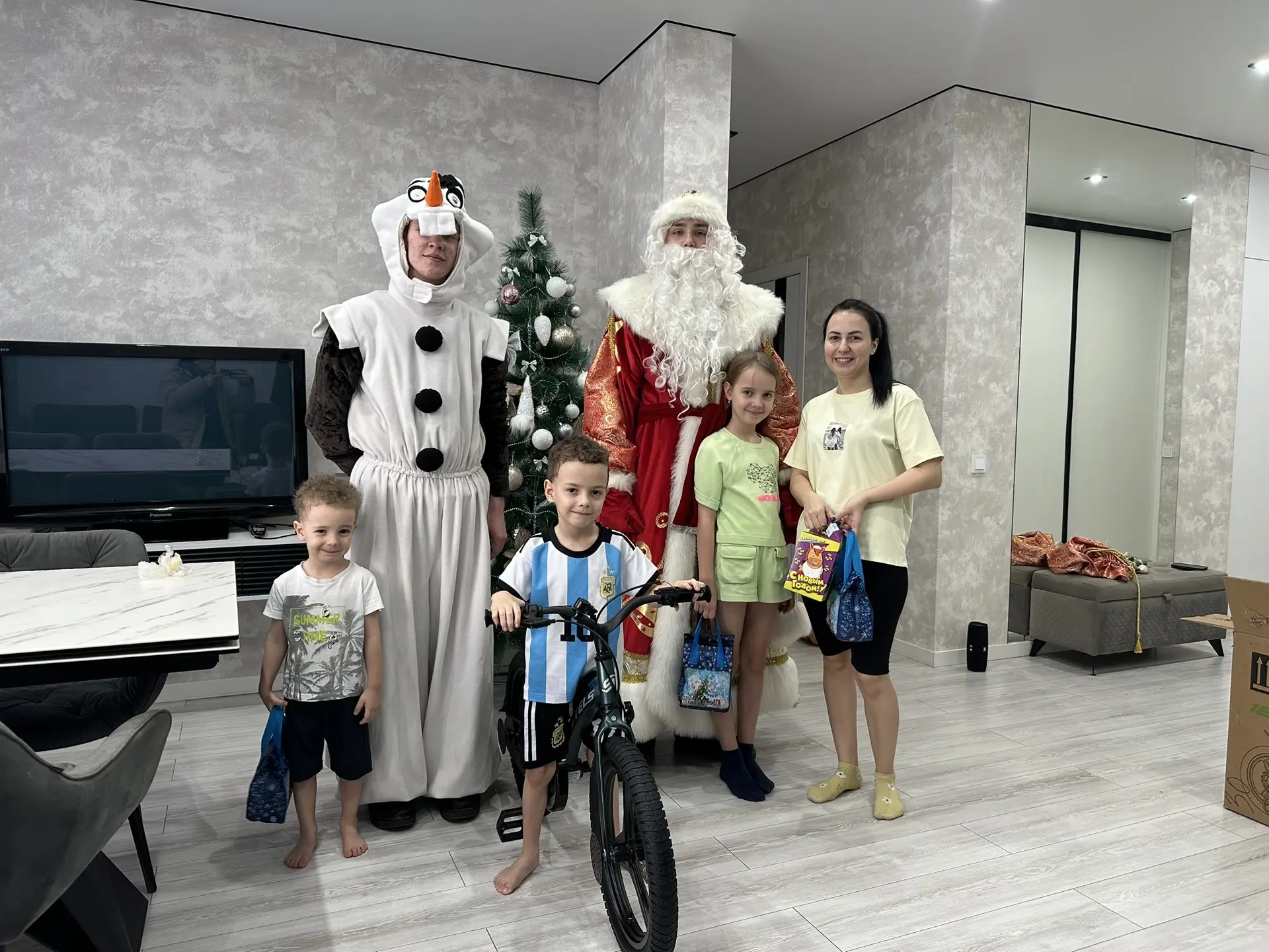 ЧУДЕСА СЛУЧАЮТСЯ! ✨🚲  Вчера в нашем лицее произошло самое настоящее новогоднее чудо!  Помните Всерос