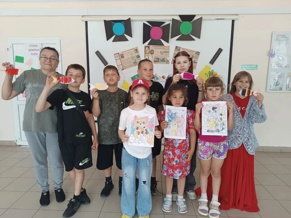 🖊📖 День русского языка в нашем пришкольном лагере

Сегодня звучали строки из произведений замечате