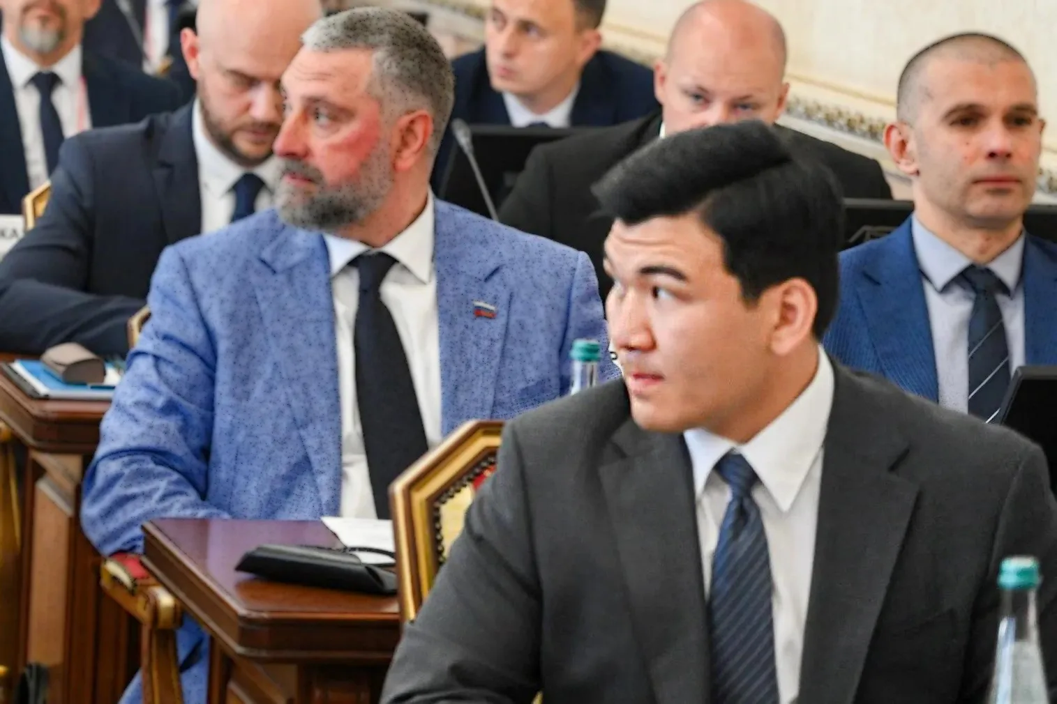 Поздравляем с успешной защитой! 🎉