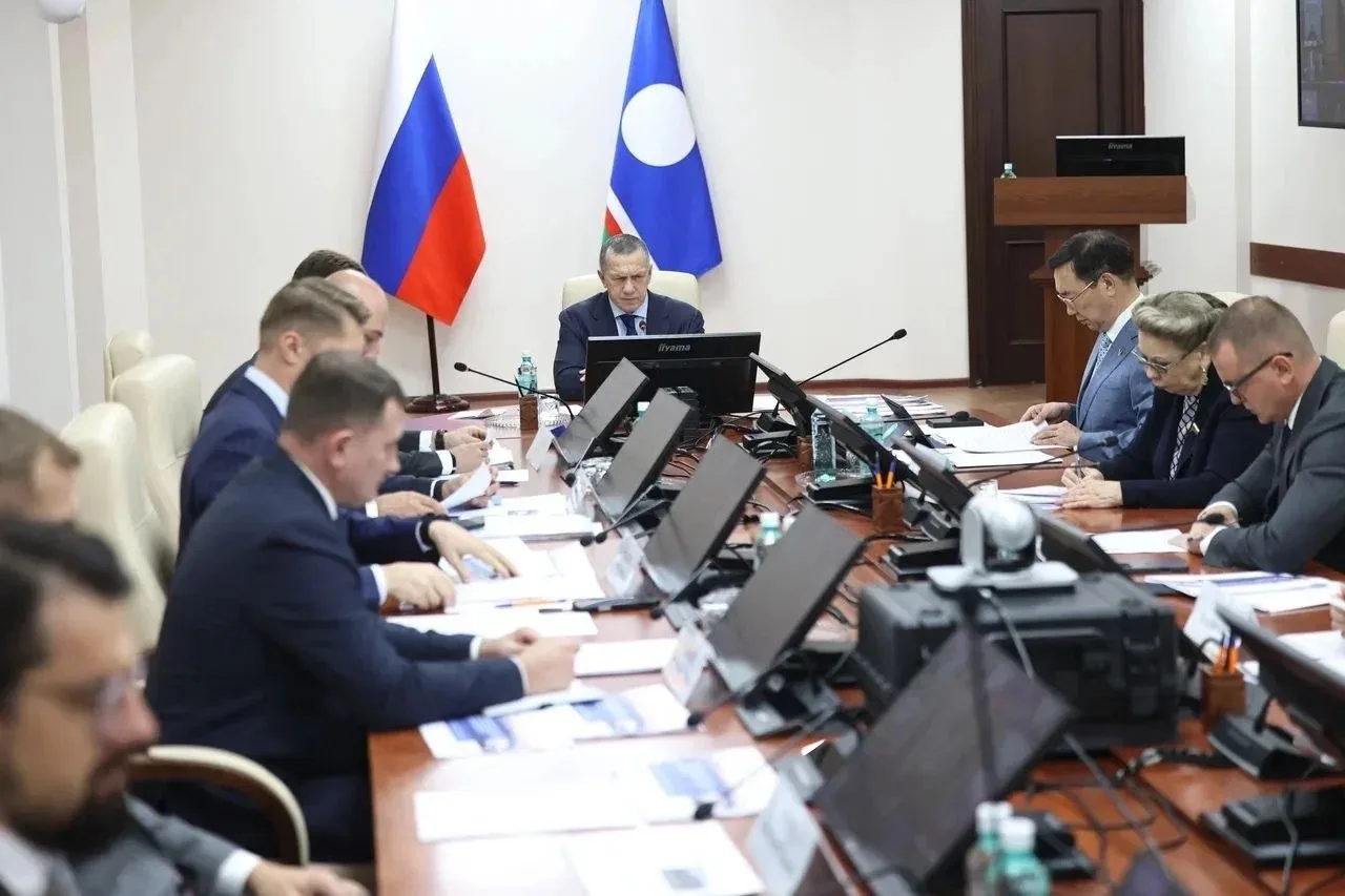 Сегодня в Якутск с рабочей поездкой прибыл Заместитель Председателя Правительства Росси...