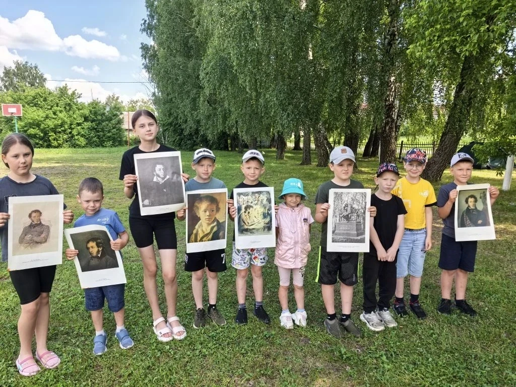 6 июня — День русского языка и день рождения А.С. Пушкина 
 
В преддверии праздника в нашем пришколь