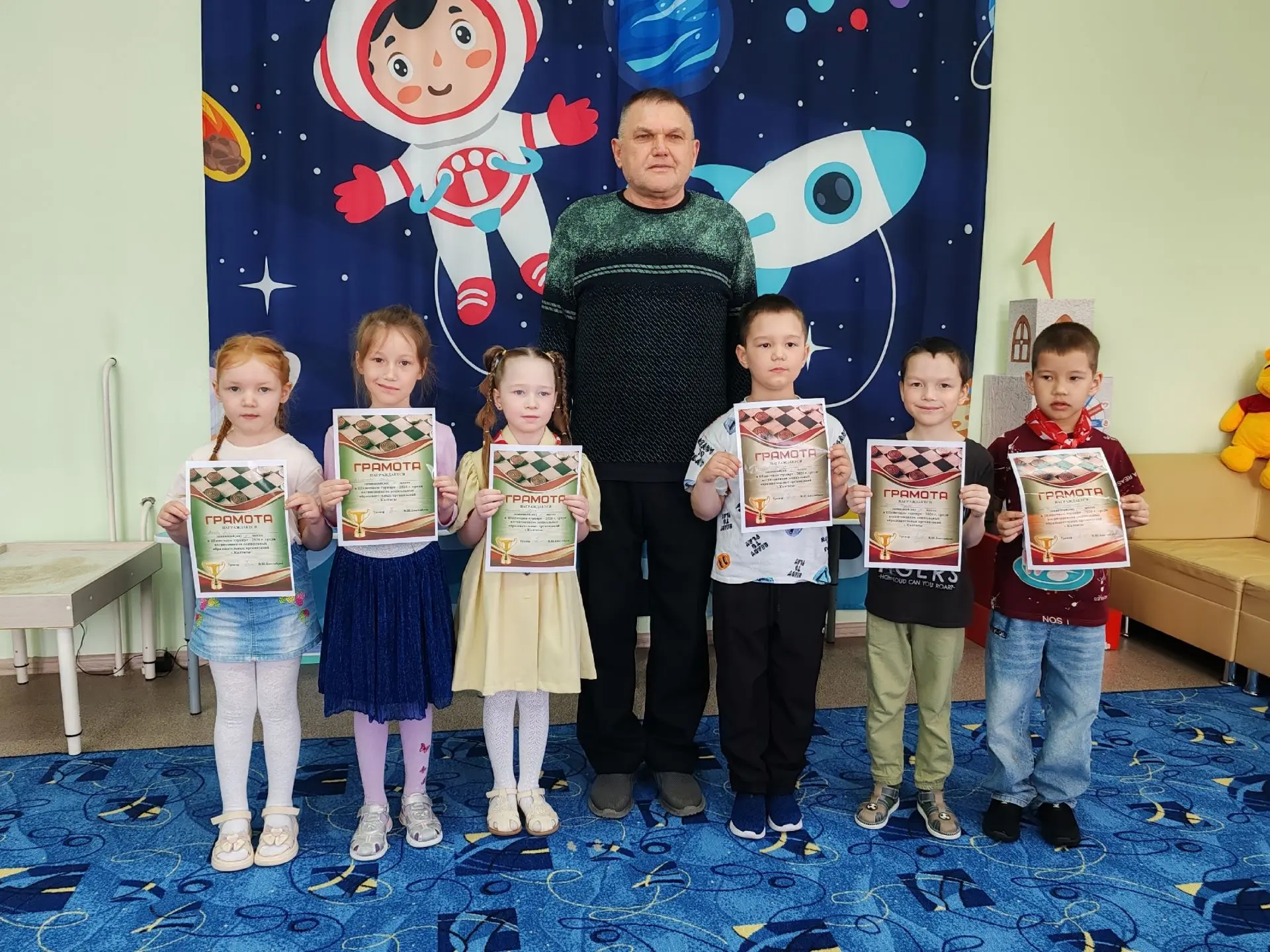 🔘 В нашем детском саду Биктайров В.Ш. провел Шашечный турнир среди дошкольников детски...