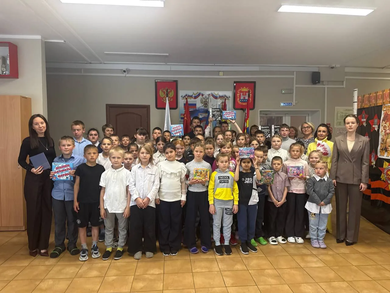 В рамках повышения культурного уровня и профессионального развития педагоги и сотрудники школы посет