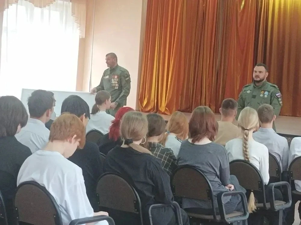 В МБОУ «СОШ №40» были проведены профилактические мероприятия в рамках правового десанта.