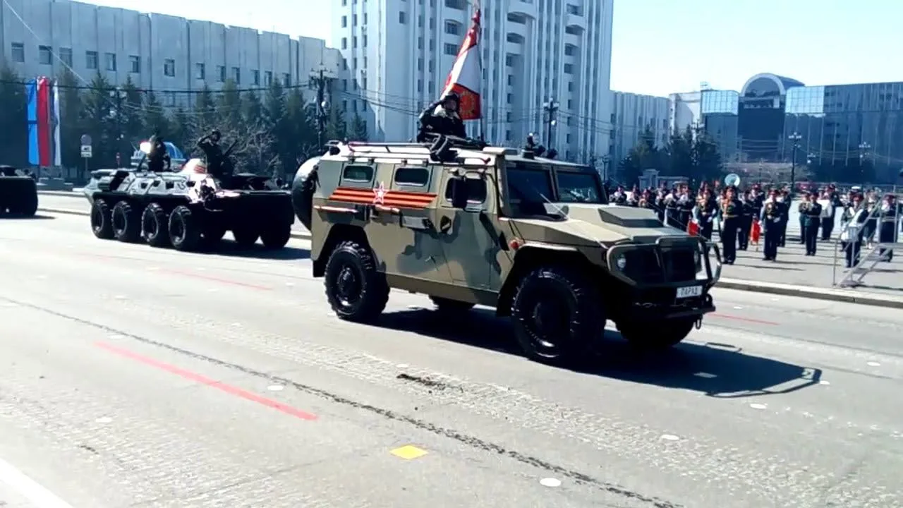 Сегодня в центре Хабаровска будут перекрыты дороги из-за репетиции парада Победы.  Тренировка пройде