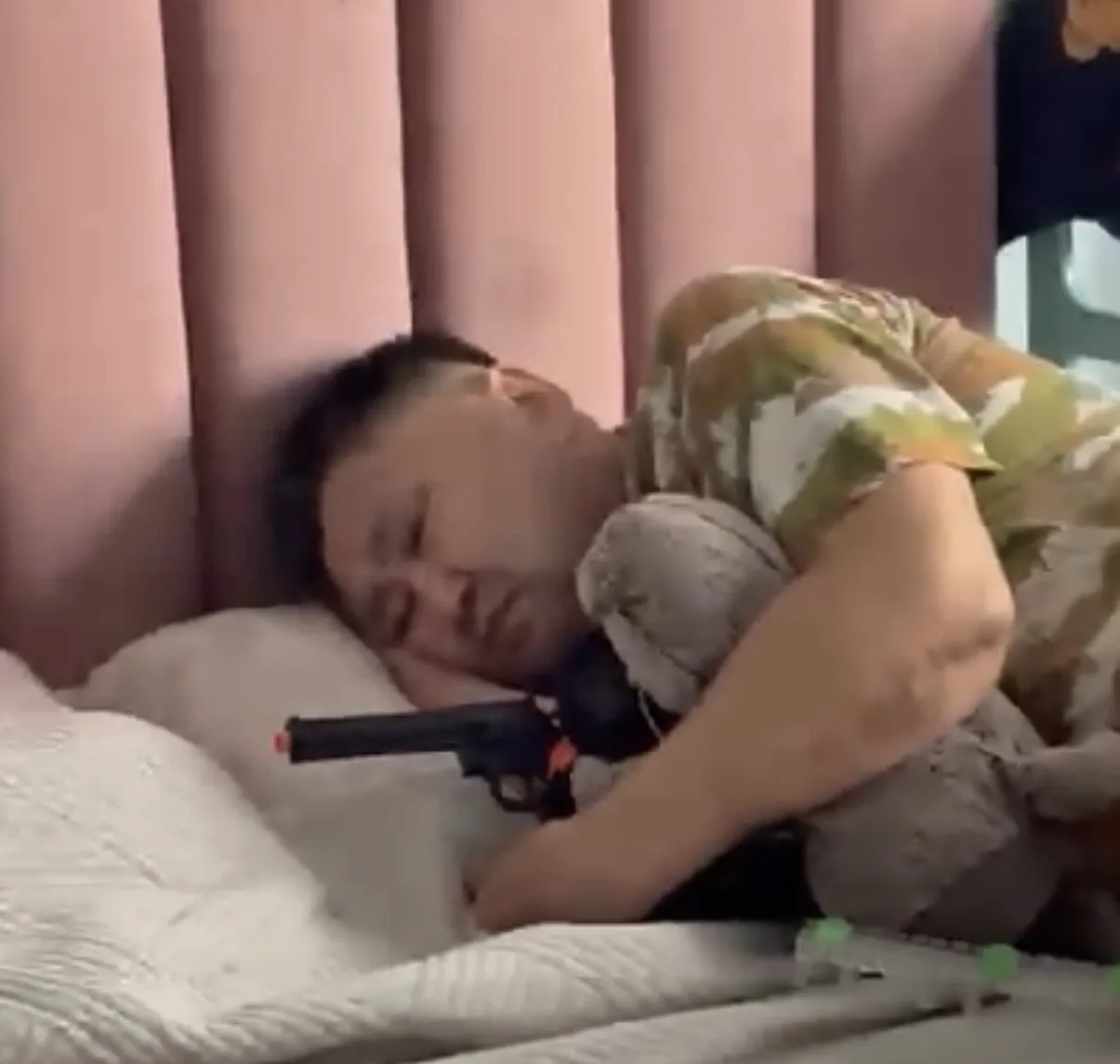 Сегодня в роли присматривающего за внуком... 😅😂